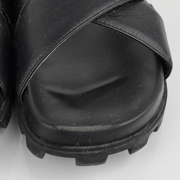 Mercer & Madison Black Rilla Sandals - Picture 6 of 8